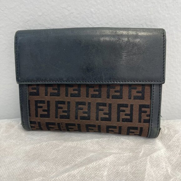 FENDI Zucchino Jacquard Fabric and Leather Bi-fold Wallet - Preowned - Picture 2 of 10